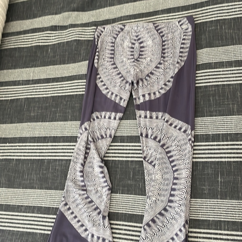 Bell bottoms - Picture 6 of 7